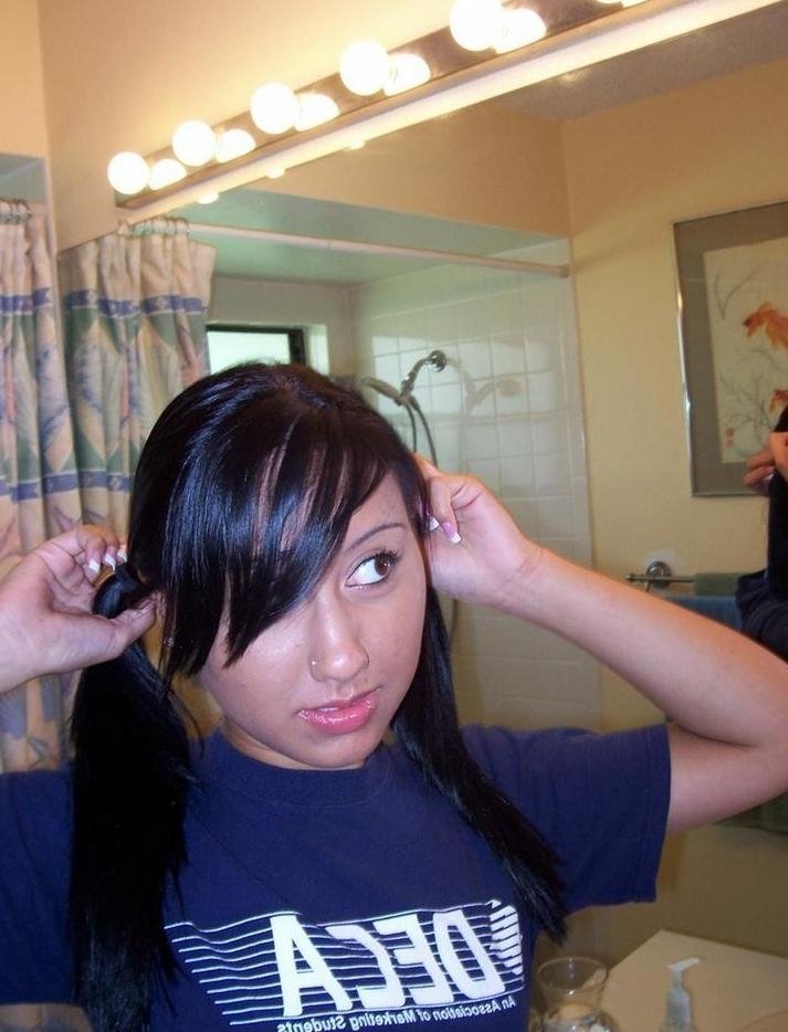 LinaBomba aus Basel-Landschaft,Schweiz